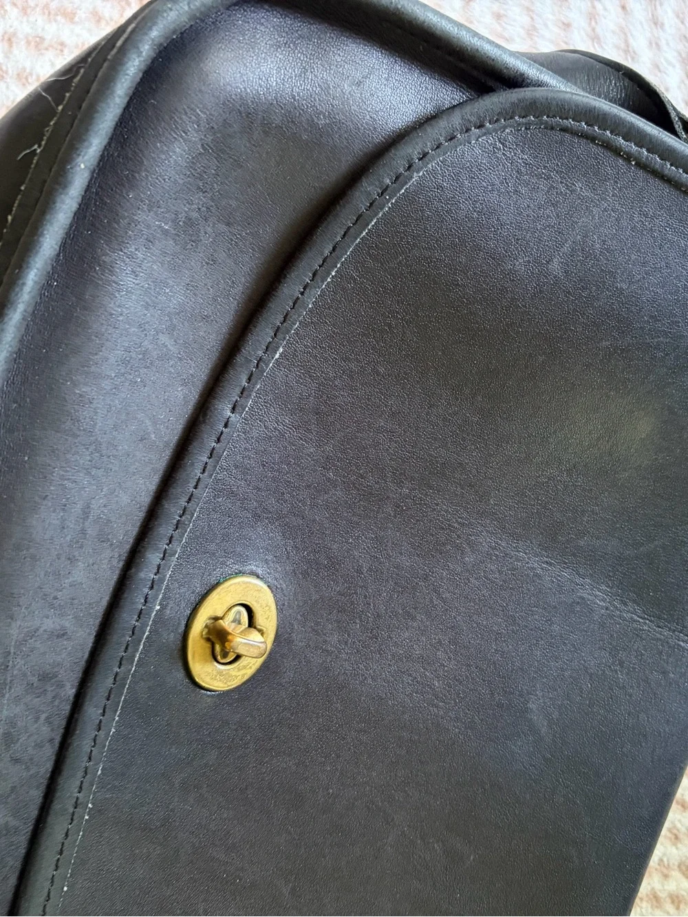 VTG Coach Classic City Bag